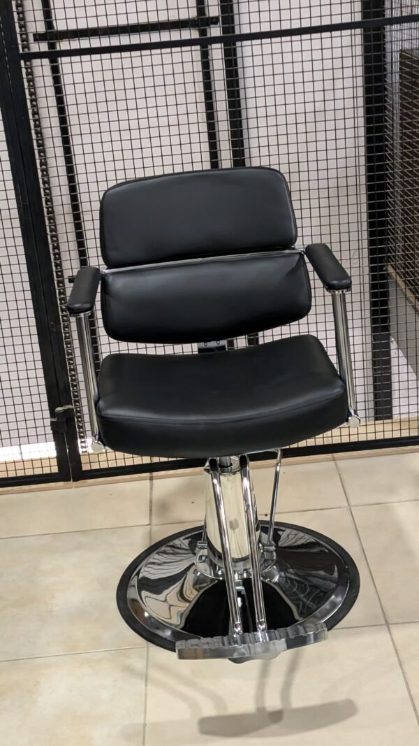 Sillón Barbería Zenit Sistema Hidráulico con Reposapiés - Imagen 2