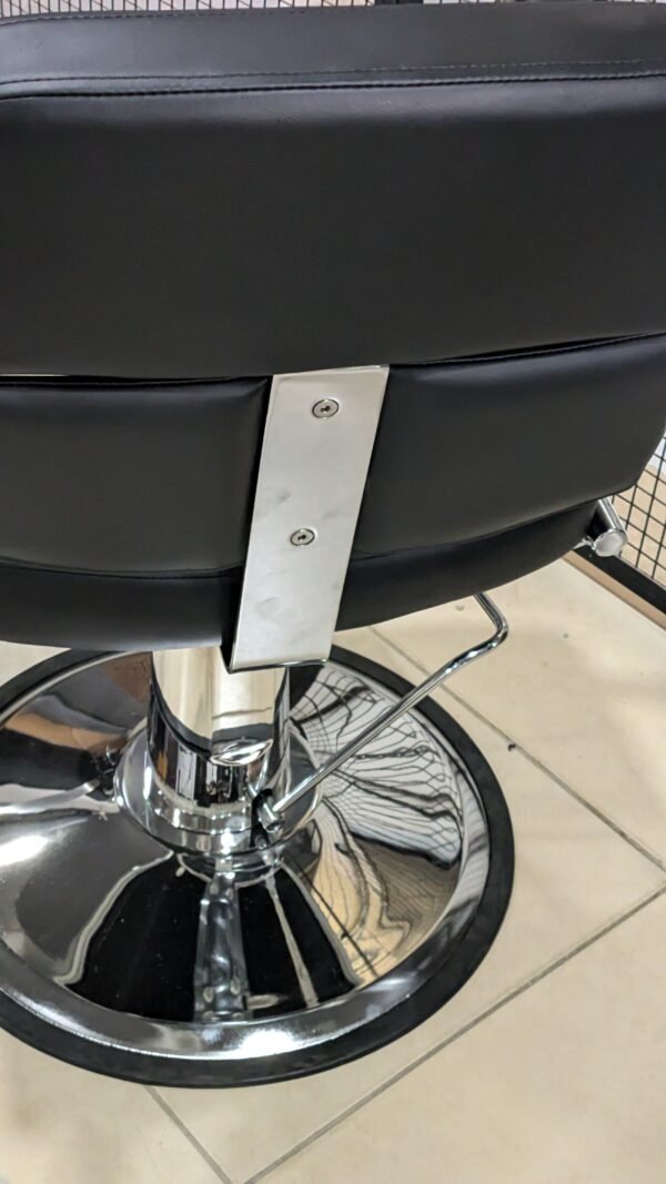 Sillón Barbería Zenit Sistema Hidráulico con Reposapiés - Imagen 5