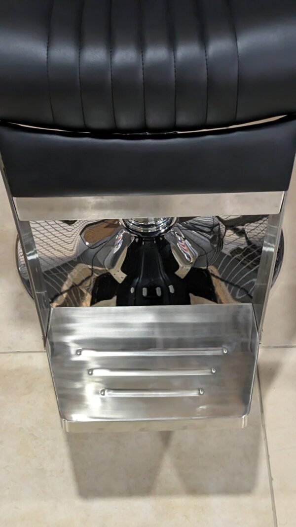Sillón Barbería Apex Reposapiés Cómoda - Imagen 3